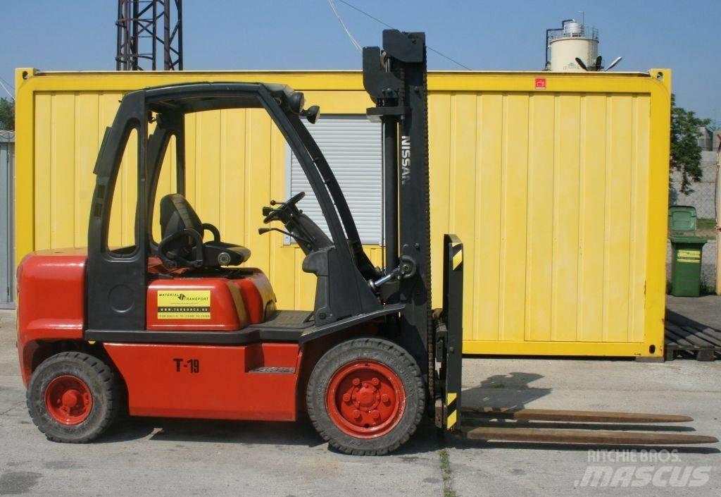 Nissan FGD09A30Q Diesel Forklifts