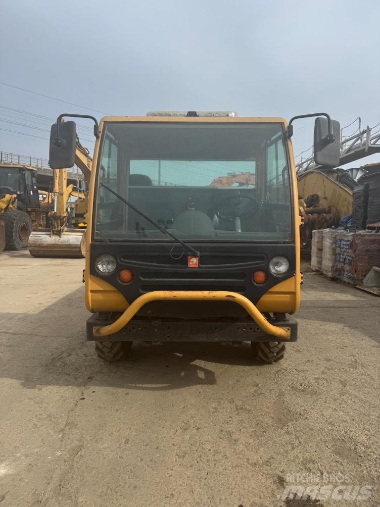 Ausa Utility Vehicle Utility Machines