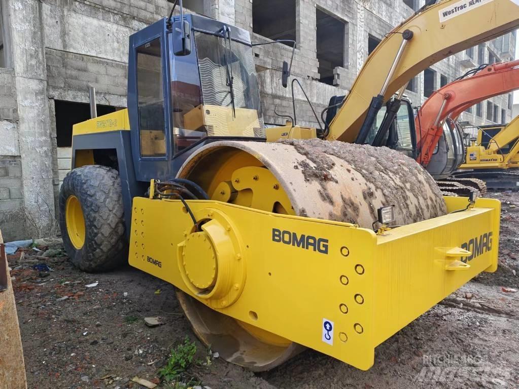 Bomag BW 217 D-2 Single drum rollers