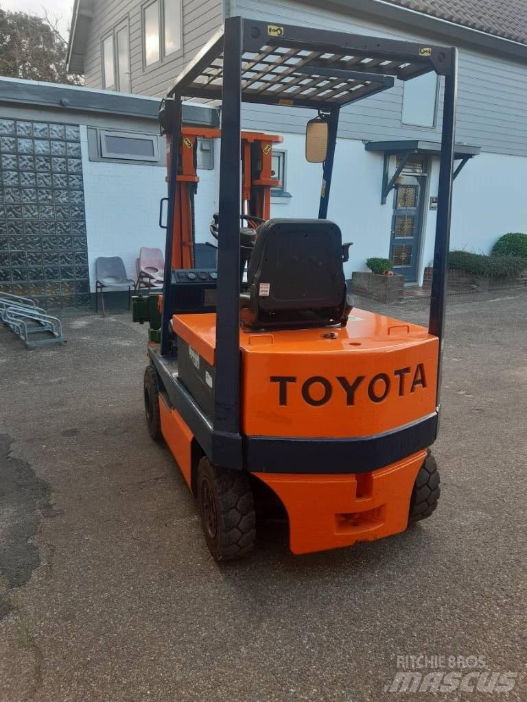 Toyota 4FB20 Electric Forklifts