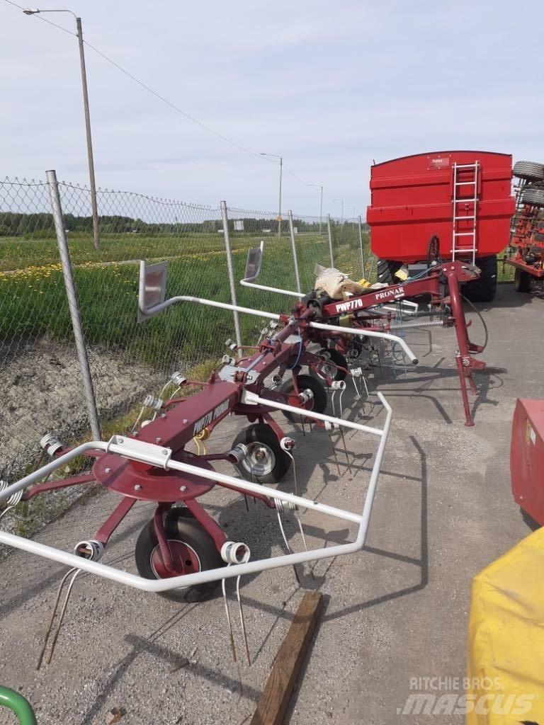 Pronar PWP 770 Rakes and tedders