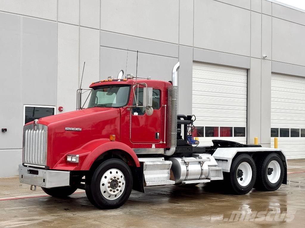 Kenworth T 800 Conventional Trucks / Tractor Trucks