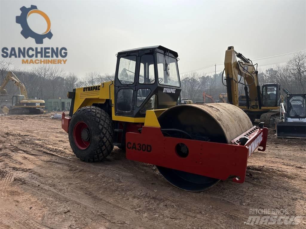Dynapac CA30D Single drum rollers