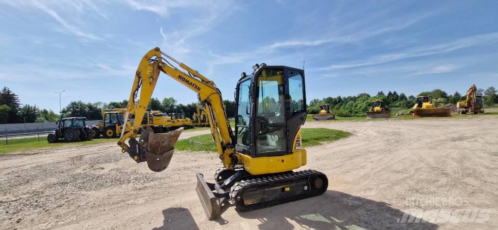 Komatsu PC 26 MR Mini Excavators <7t (Mini Diggers)