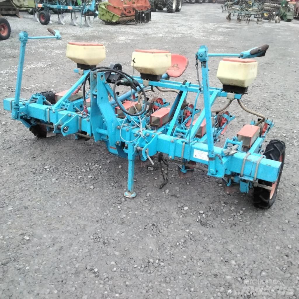 Monosem 502 Farm Drills