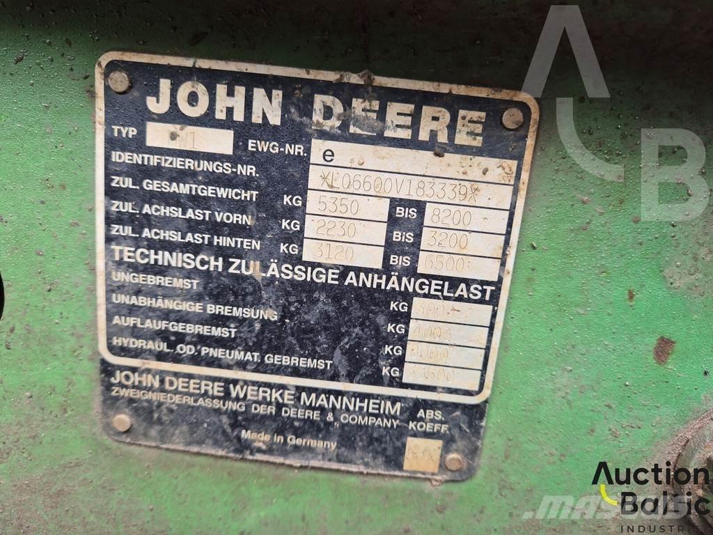 John Deere 6600 Tractors