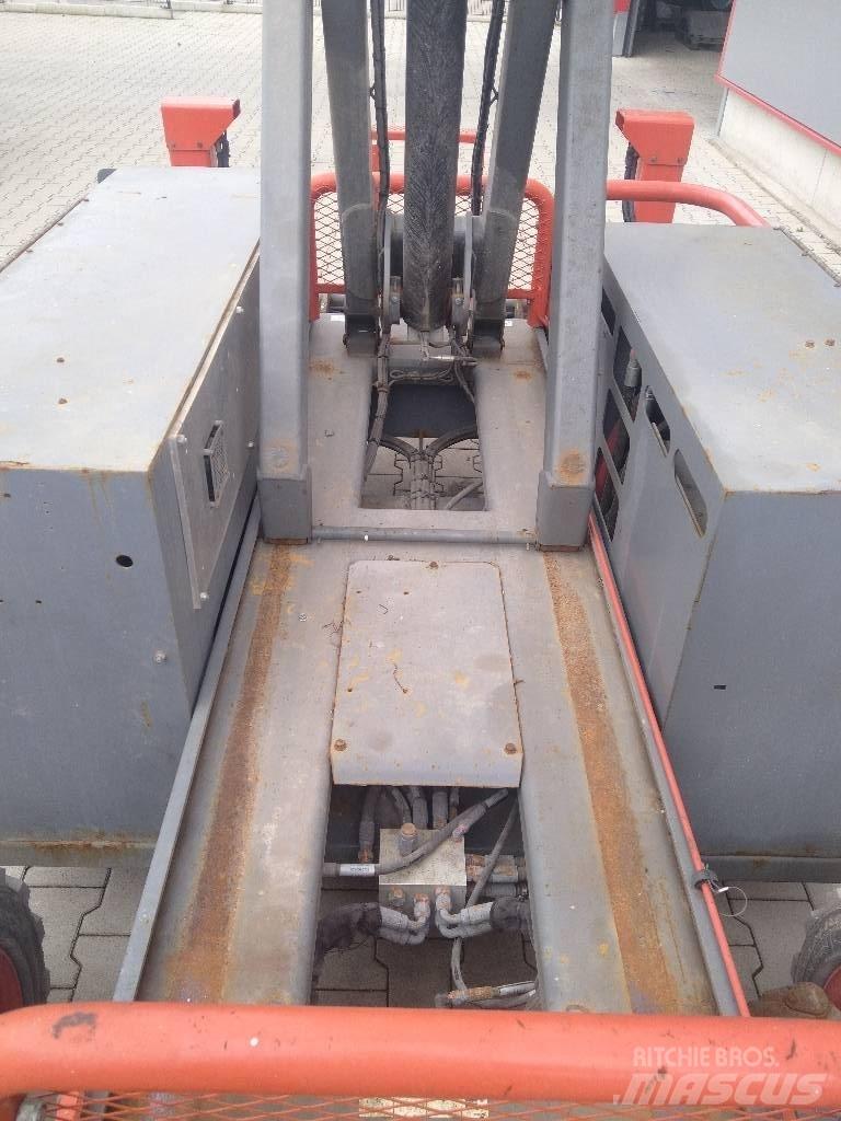 SkyJack SJ 6832 RTE Scissor Lifts