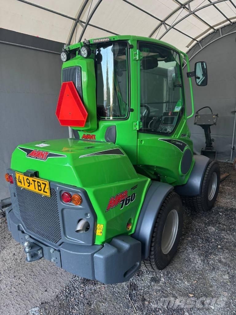 Avant 760 Utility Machines
