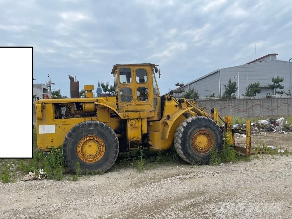CAT 980 B Wheel Loaders