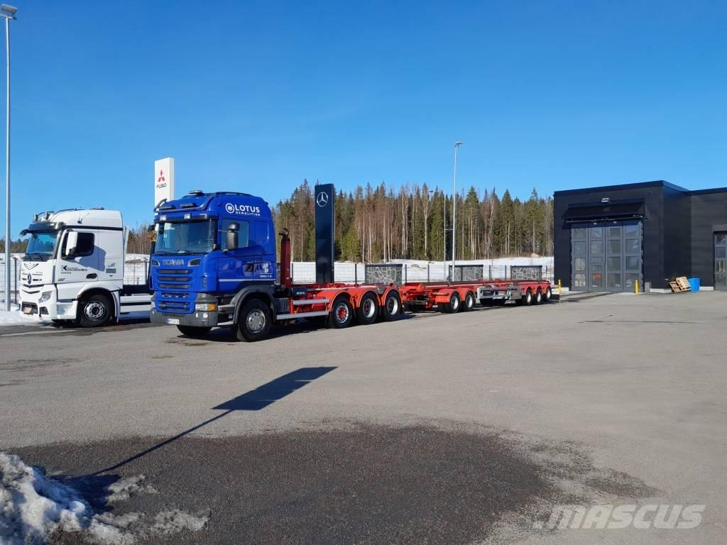 Scania R 560 8x4 Conventional Trucks / Tractor Trucks