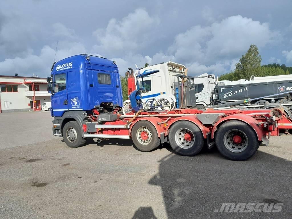 Scania R 560 8x4 Conventional Trucks / Tractor Trucks