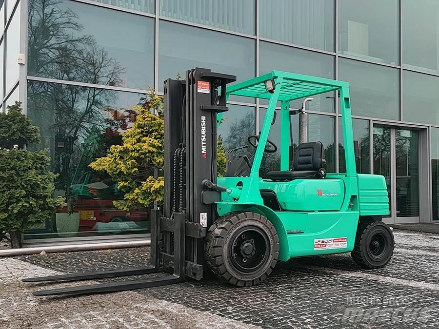 Mitsubishi DP30 Diesel Forklifts