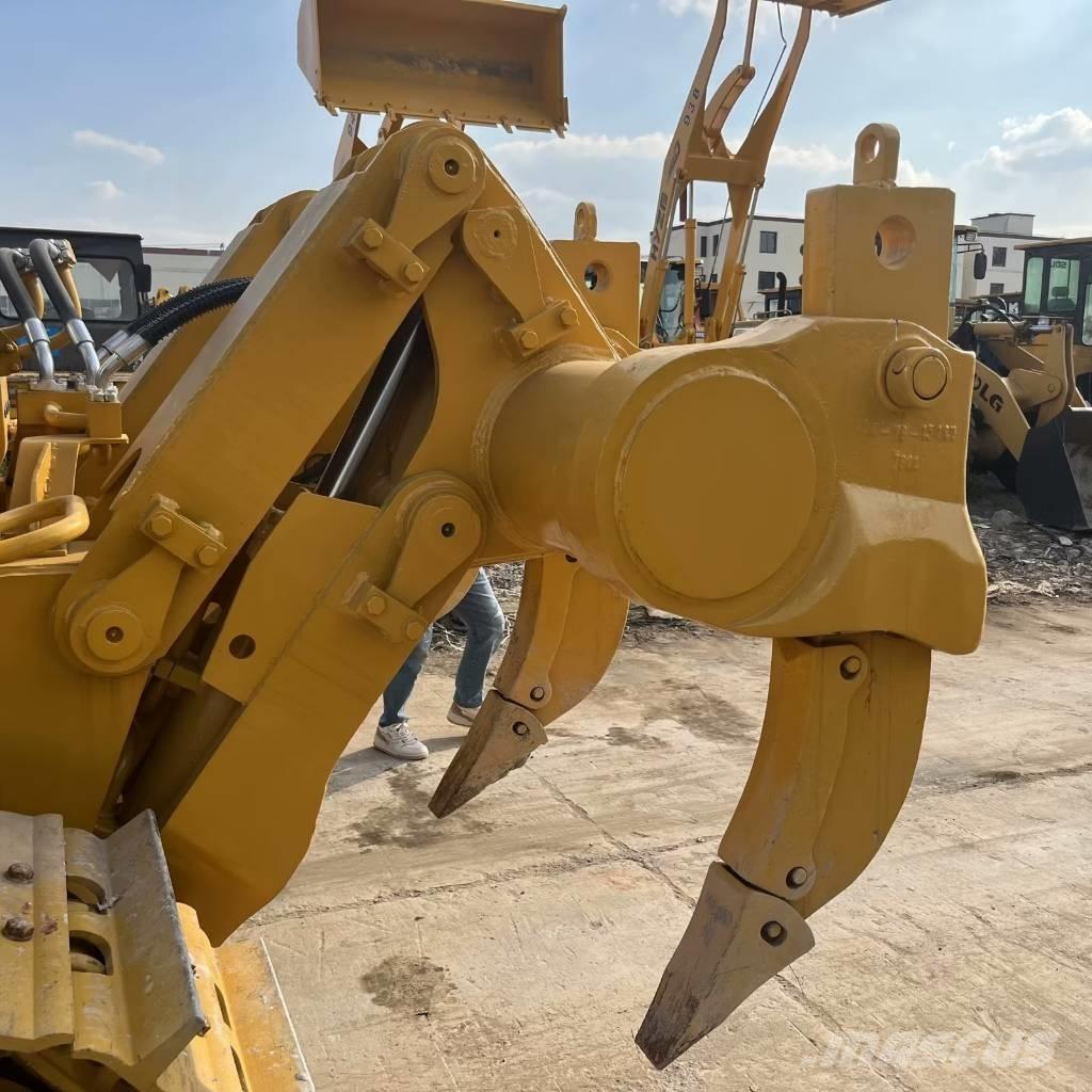 Shantui SD 22 Crawler dozers