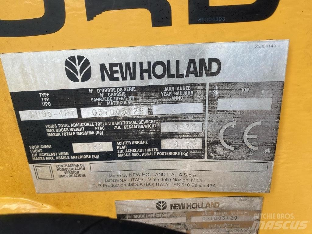 New Holland NH 95 Backhoe Loaders