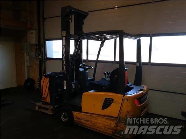 Jungheinrich EFG216K Electric Forklifts
