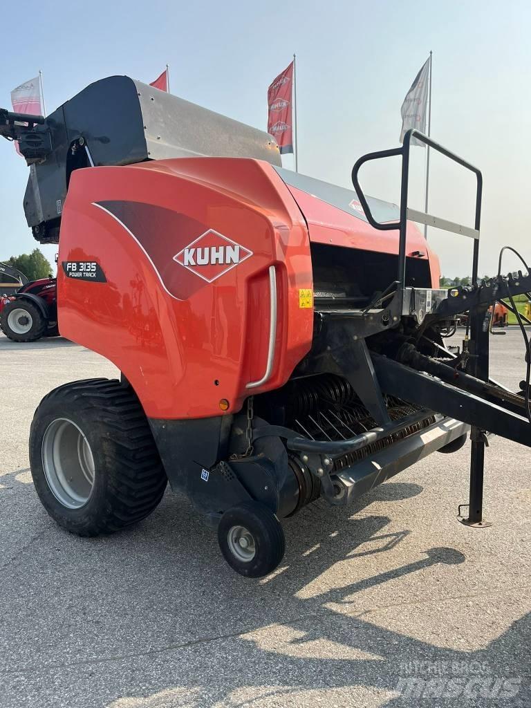 Kuhn FB 3135 Round Balers