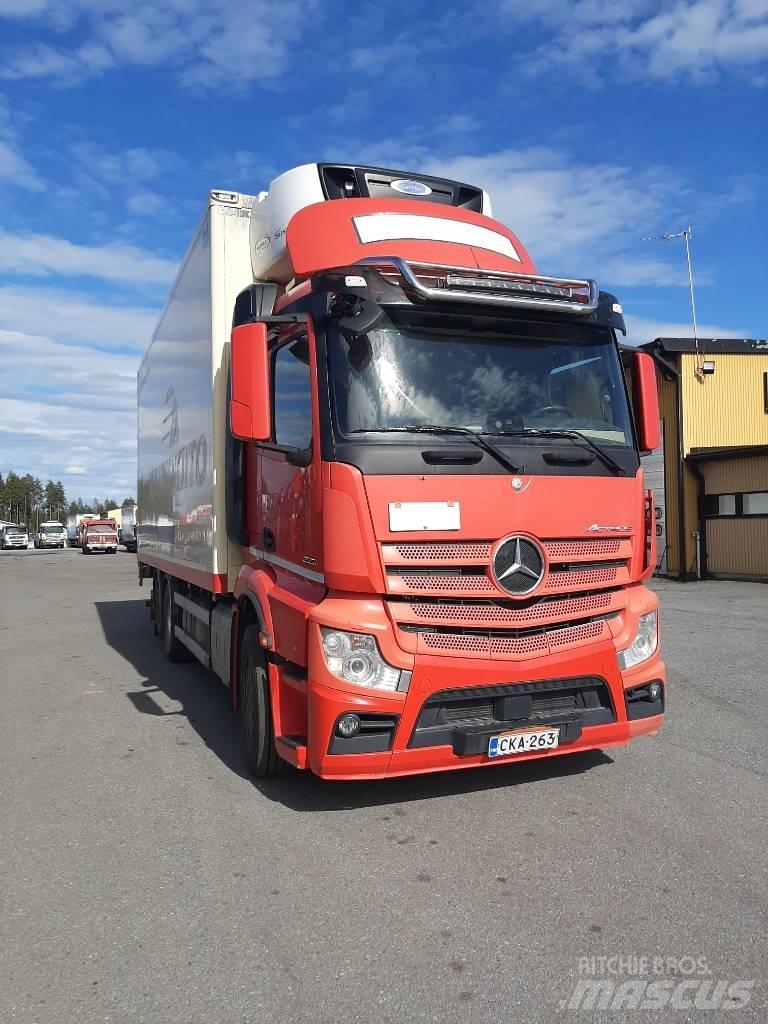 Mercedes-Benz 2551 Reefer Trucks