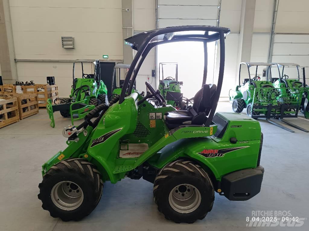 Avant 640 Mini Loader