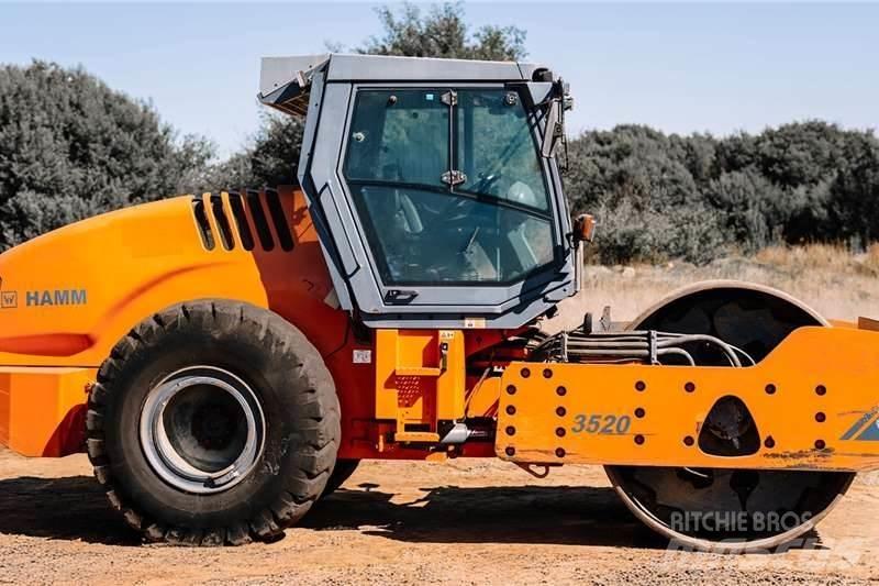 Hamm 3520 Combi rollers