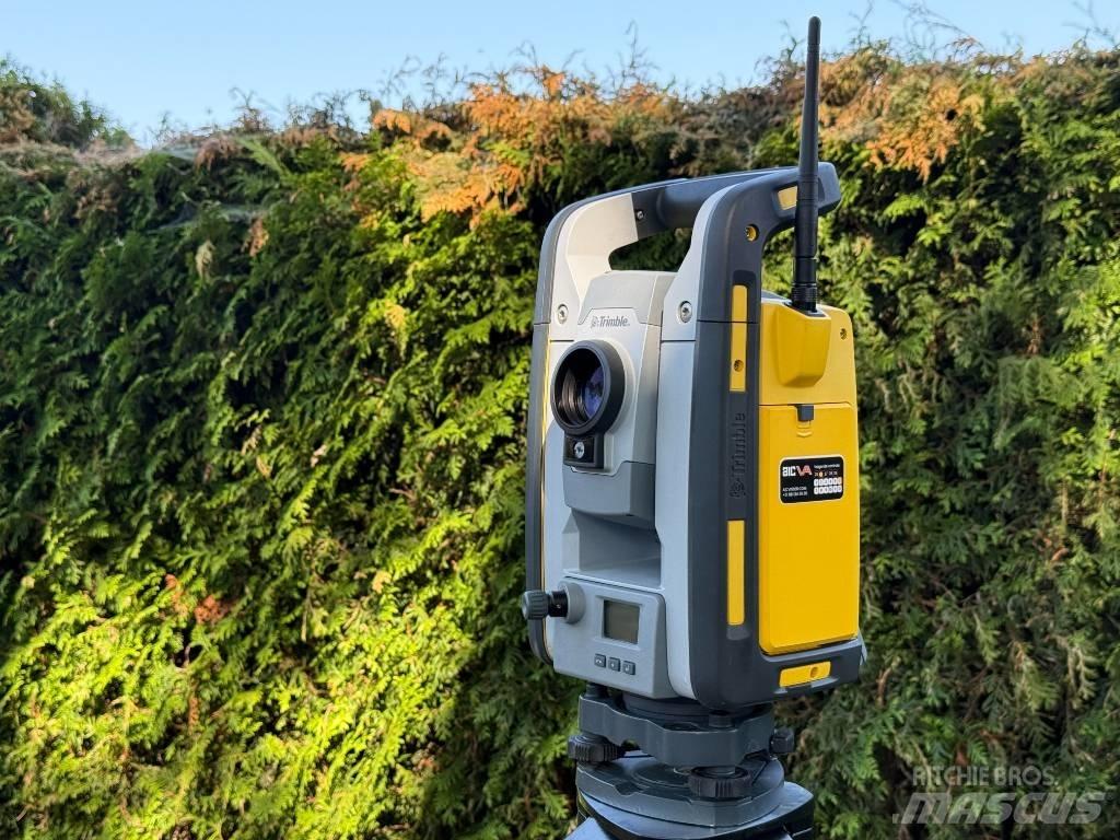 Trimble RTS573 Instruments, measuring and automation equipment