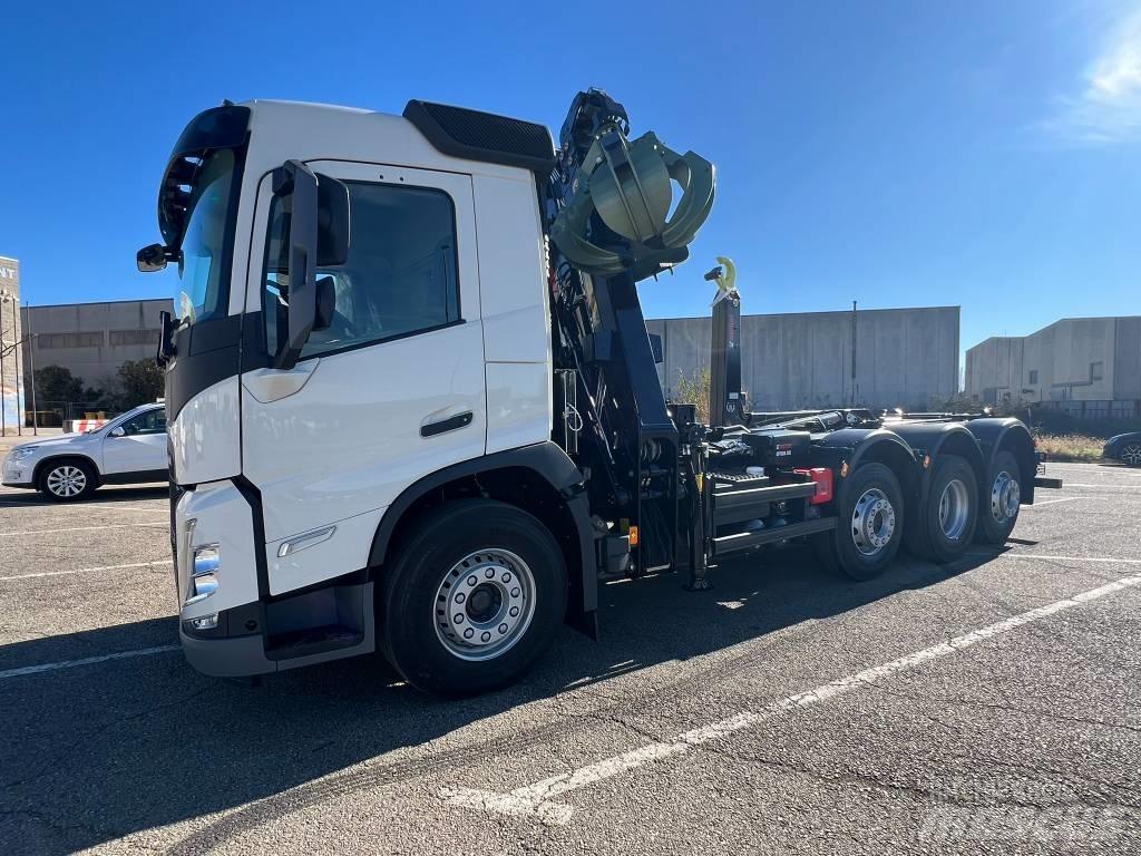 Volvo FM Boom / Crane / Bucket Trucks