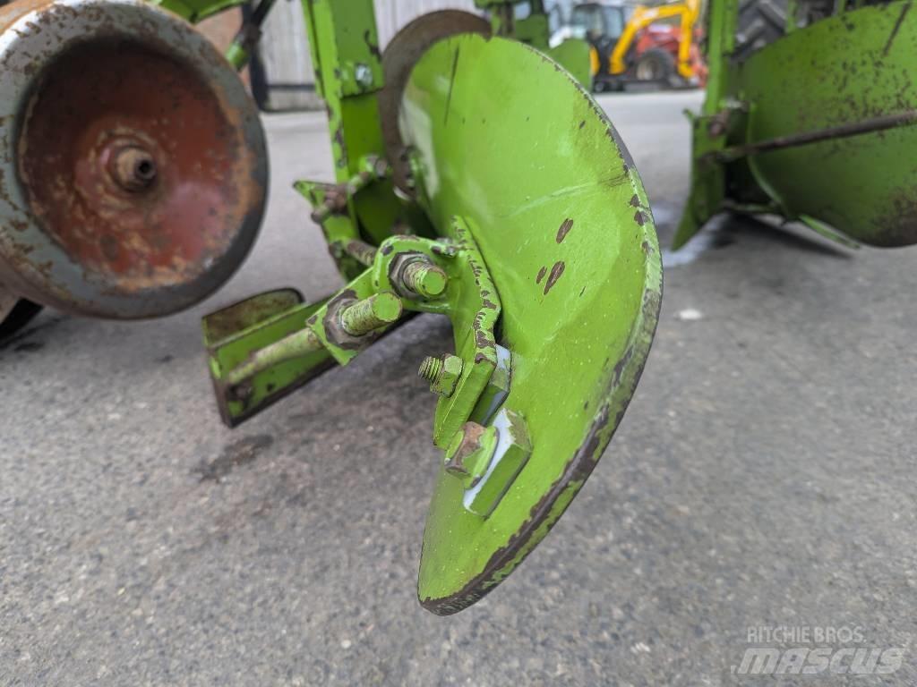 Dowdeswell 100FR Plows