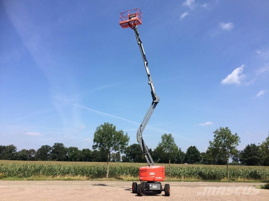 SkyJack SJ 46 AJ Articulated boom lifts