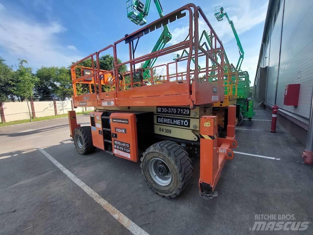 JLG 330 LRT Scissor Lifts