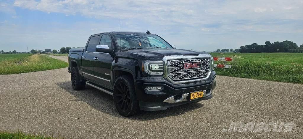 GMC Denali Sierra Automobiles / SUVS