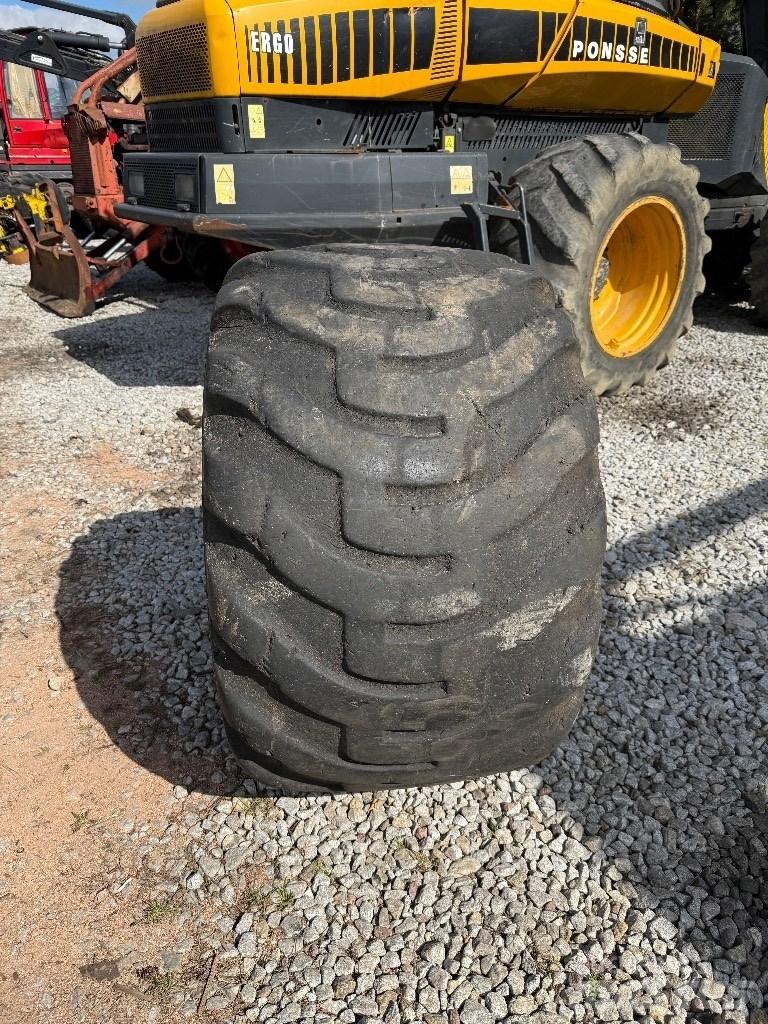 Nokian 710/40-24.5 Tires, wheels and rims