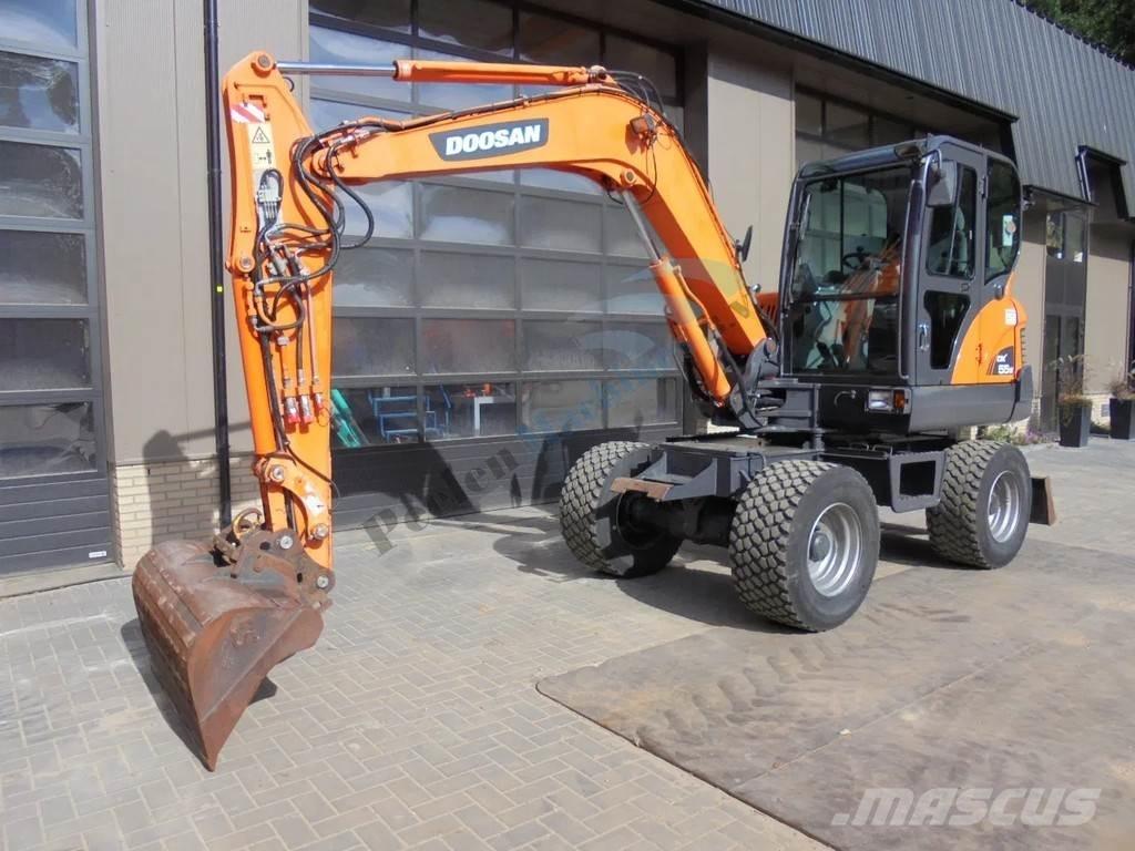 Doosan DX 55 WK Wheeled Excavators