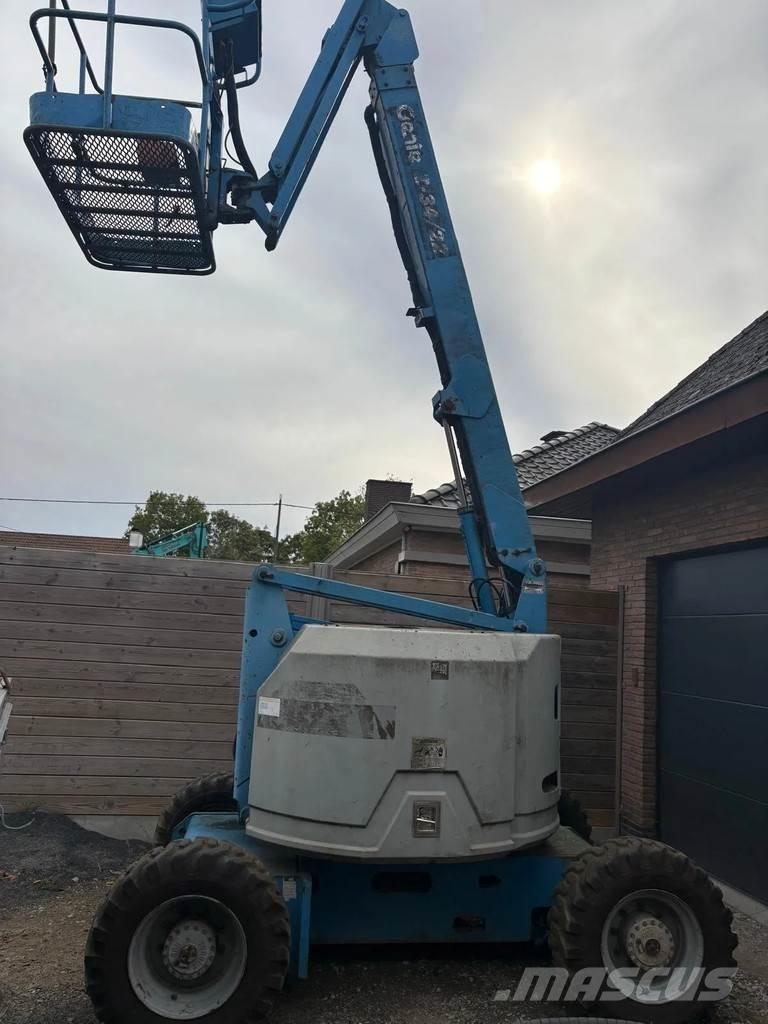Genie Z34/22 Articulated boom lifts