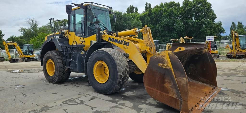 Komatsu WA380-8 Wheel Loaders