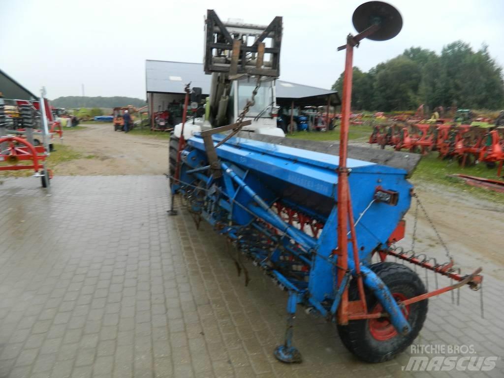 Stegsted 4 Farm Drills