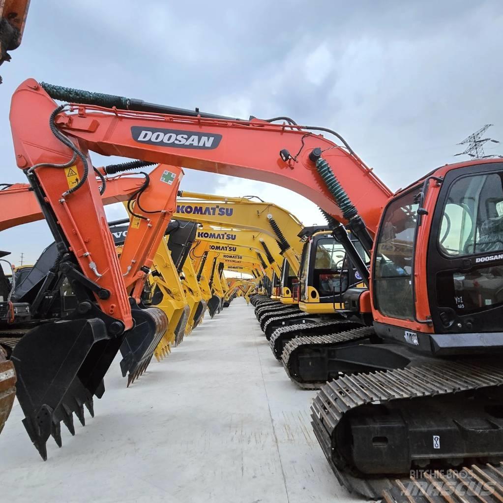 Doosan DX 225 LC Mini Excavators <7t (Mini Diggers)