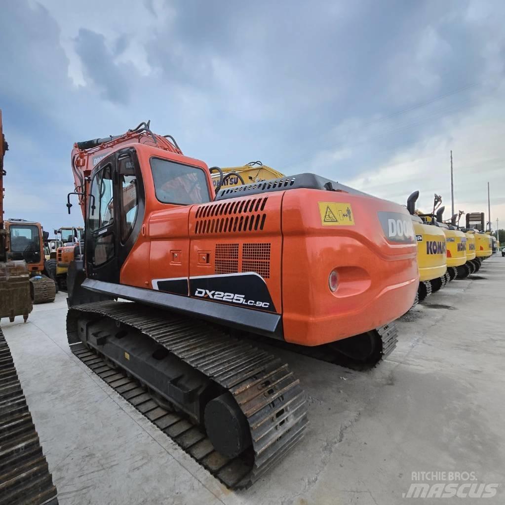Doosan DX 225 LC Mini Excavators <7t (Mini Diggers)