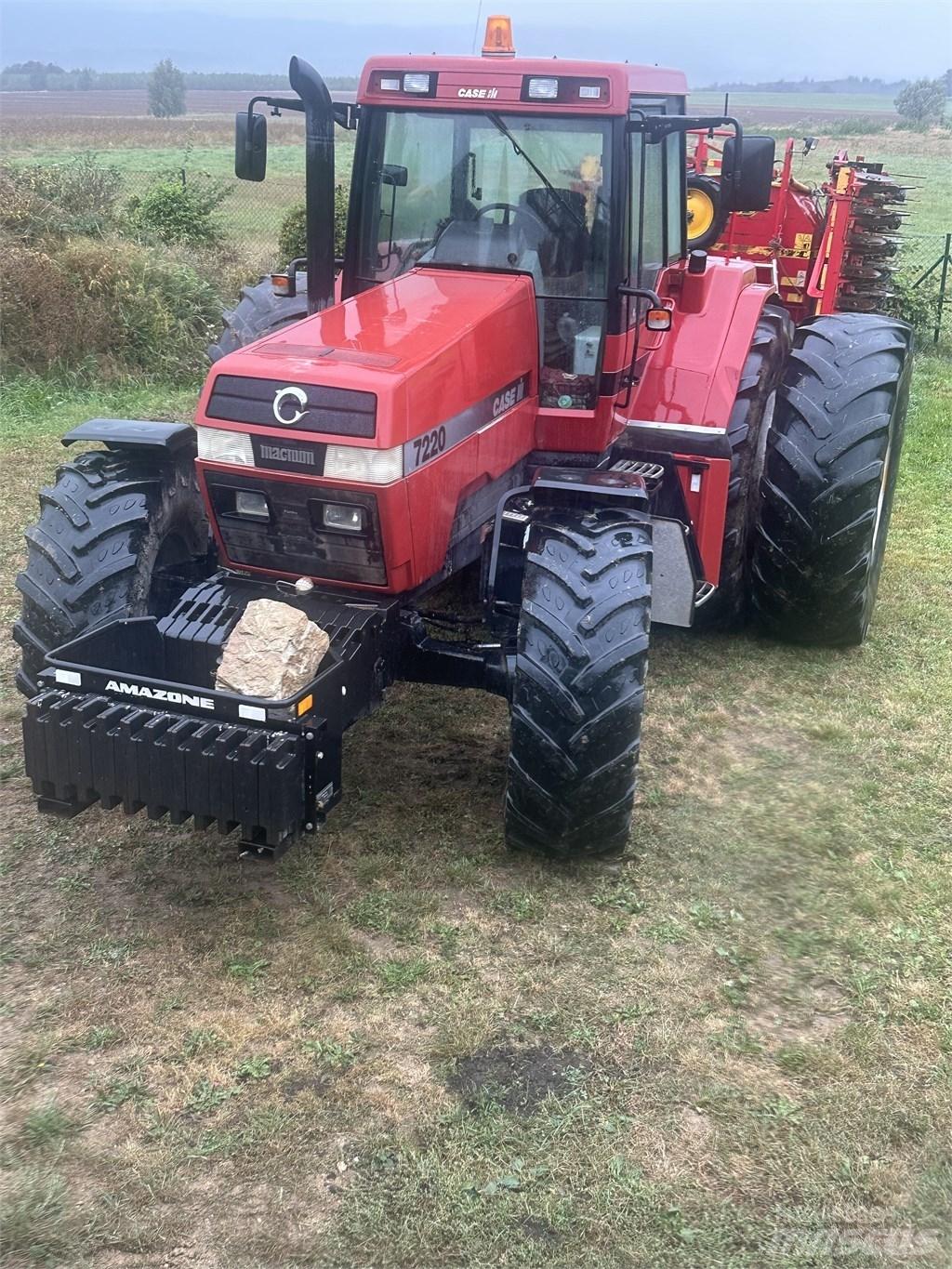 Case IH 7220 MAGNUM Tractors