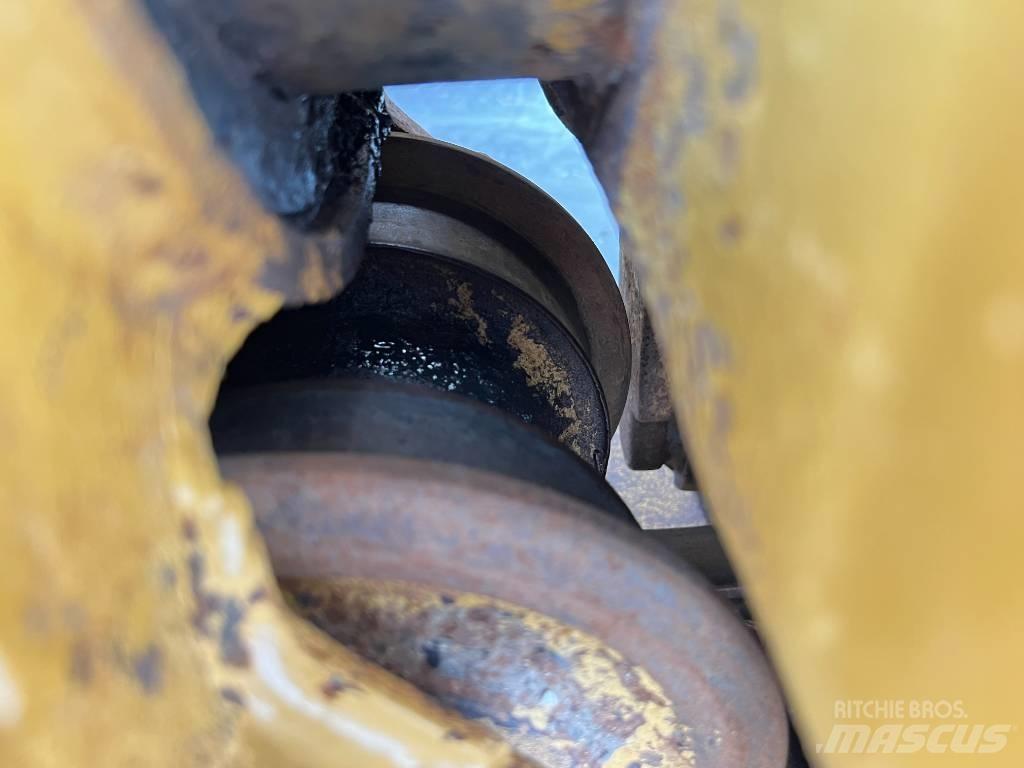 CAT D6N LGP Crawler dozers