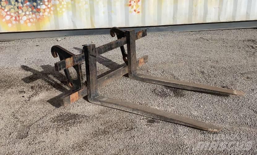 CAT Fourches Wheel Loaders