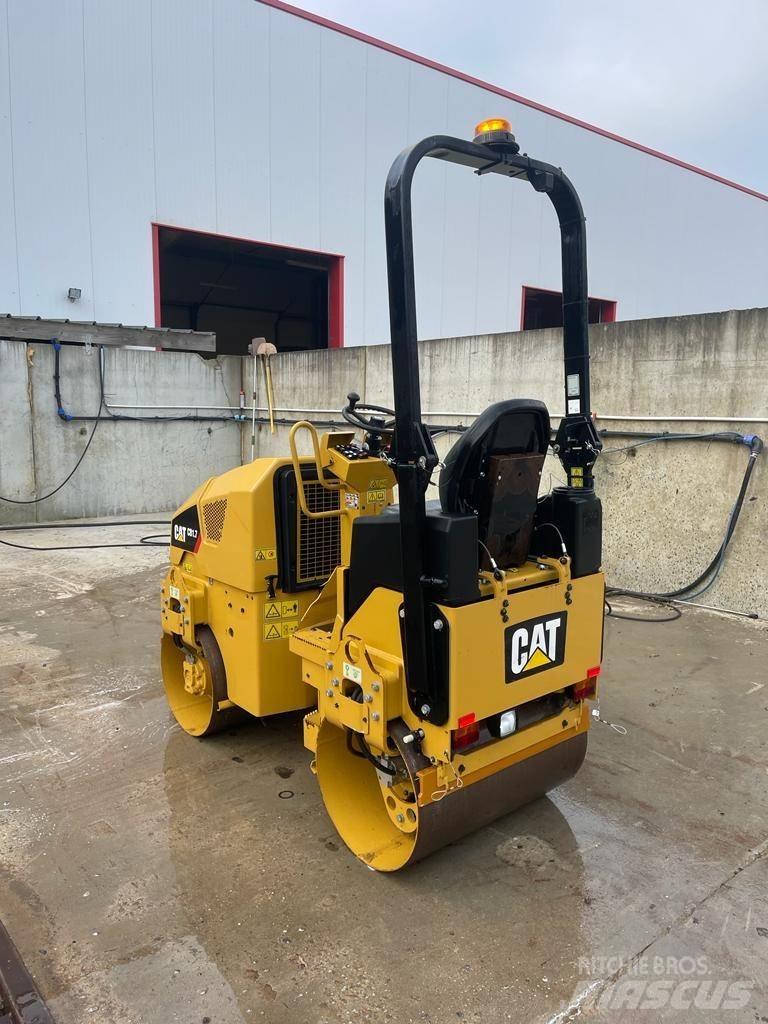 CAT CB 1.7 Twin drum rollers