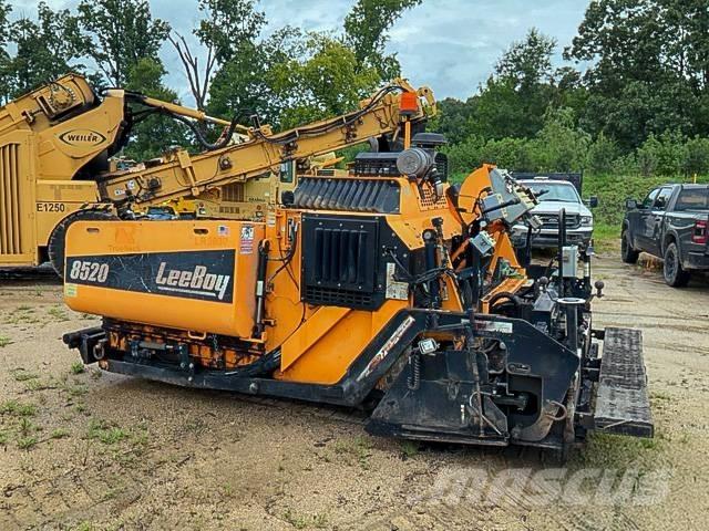 LeeBoy 8520 Asphalt pavers