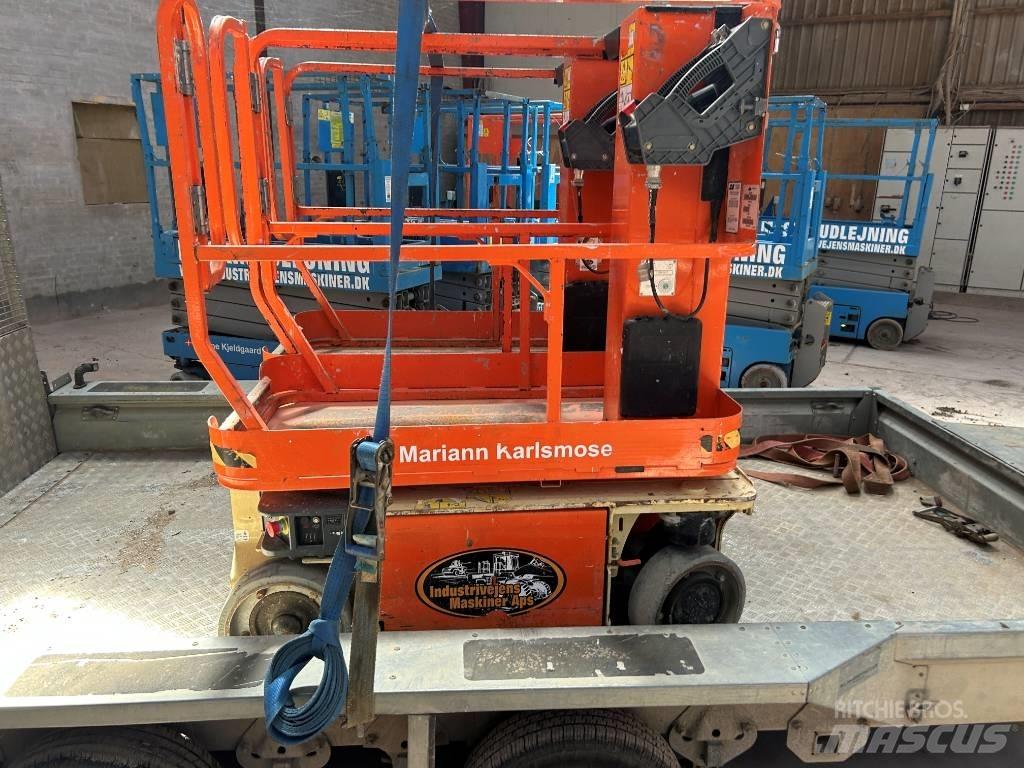 JLG 1230 ES Vertical mast lifts