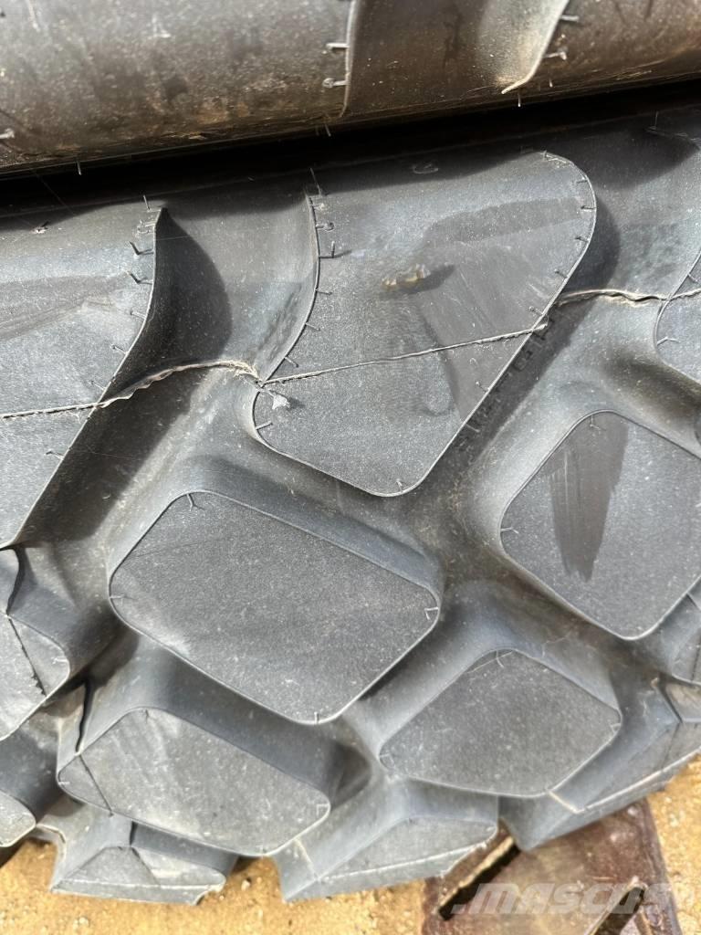 Goodyear 20.5R25 Tires, wheels and rims