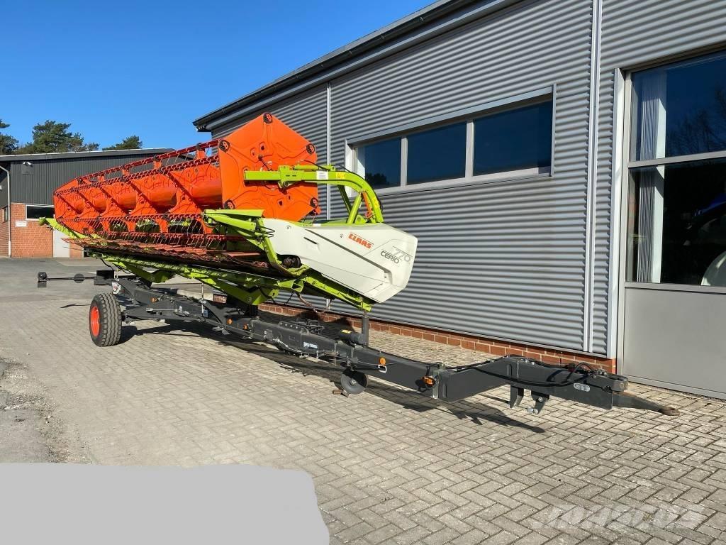 CLAAS Cerio 770 Combine Attachments