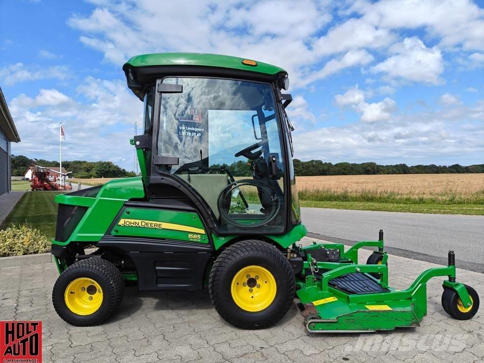 John Deere 1585 Riding mowers