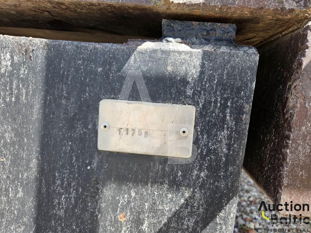  3PTS 13 Dump Trailers