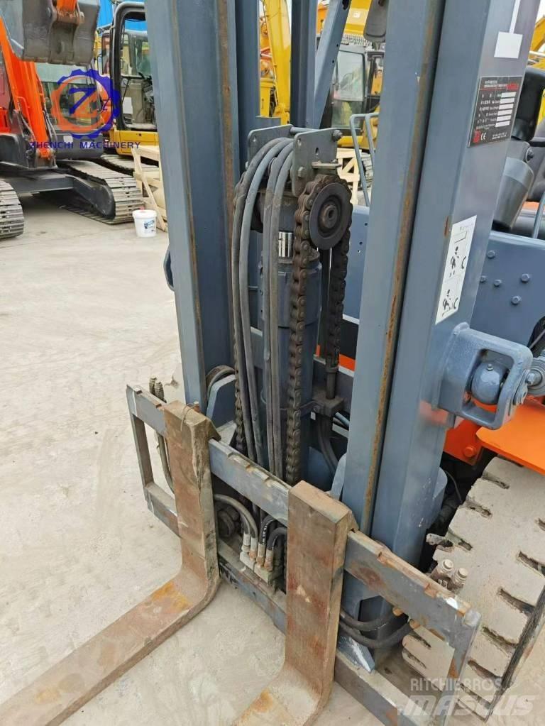 Heli CPCD 30 Diesel Forklifts