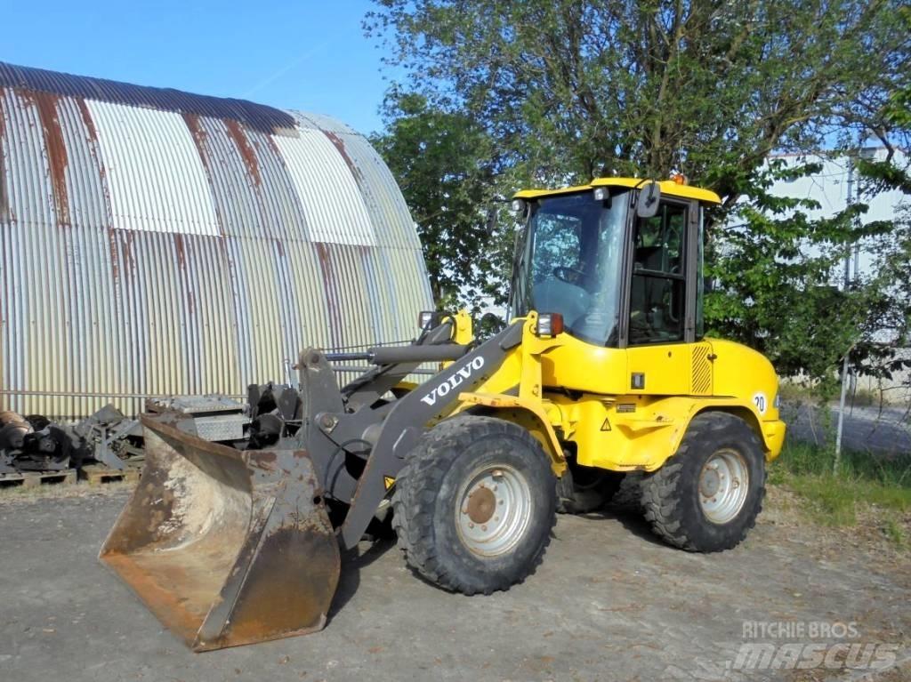 Volvo L 30 B-Z/X Wheel Loaders