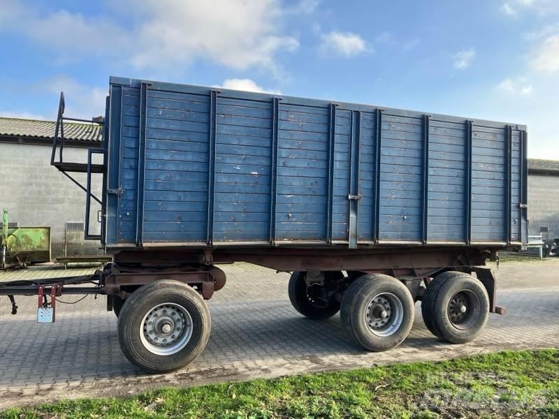 Orthaus 24.000 Bale Trailers