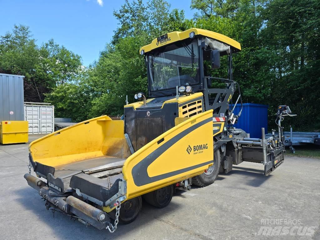 Bomag BF 300 P-2 Asphalt pavers